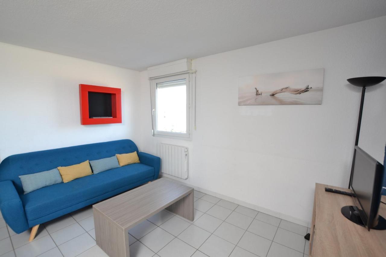 Grand T3 6 Couchages Avec Piscine Vue Salins Apartment Le Grau-du-Roi Exterior photo