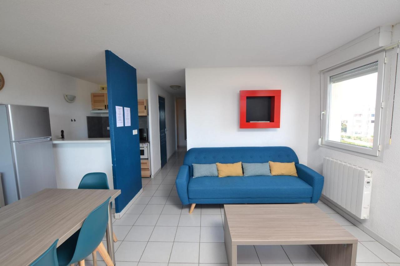 Grand T3 6 Couchages Avec Piscine Vue Salins Apartment Le Grau-du-Roi Exterior photo